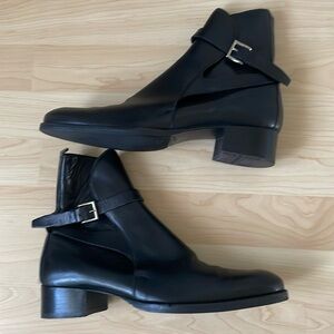 Herschung black leather silver buckle boots, size 7